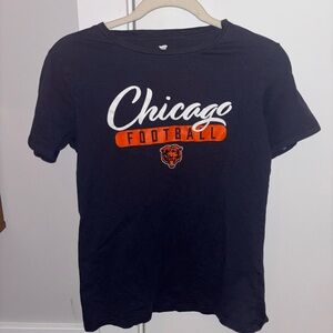 Fanatics- Women's Chicago Bears Fan T-Shirt
